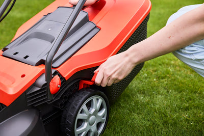 Flymo Speedi-Mo 360C Electric Wheeled Lawn Mower, 1500 W, Cutting Width 36 cm, Orange/black