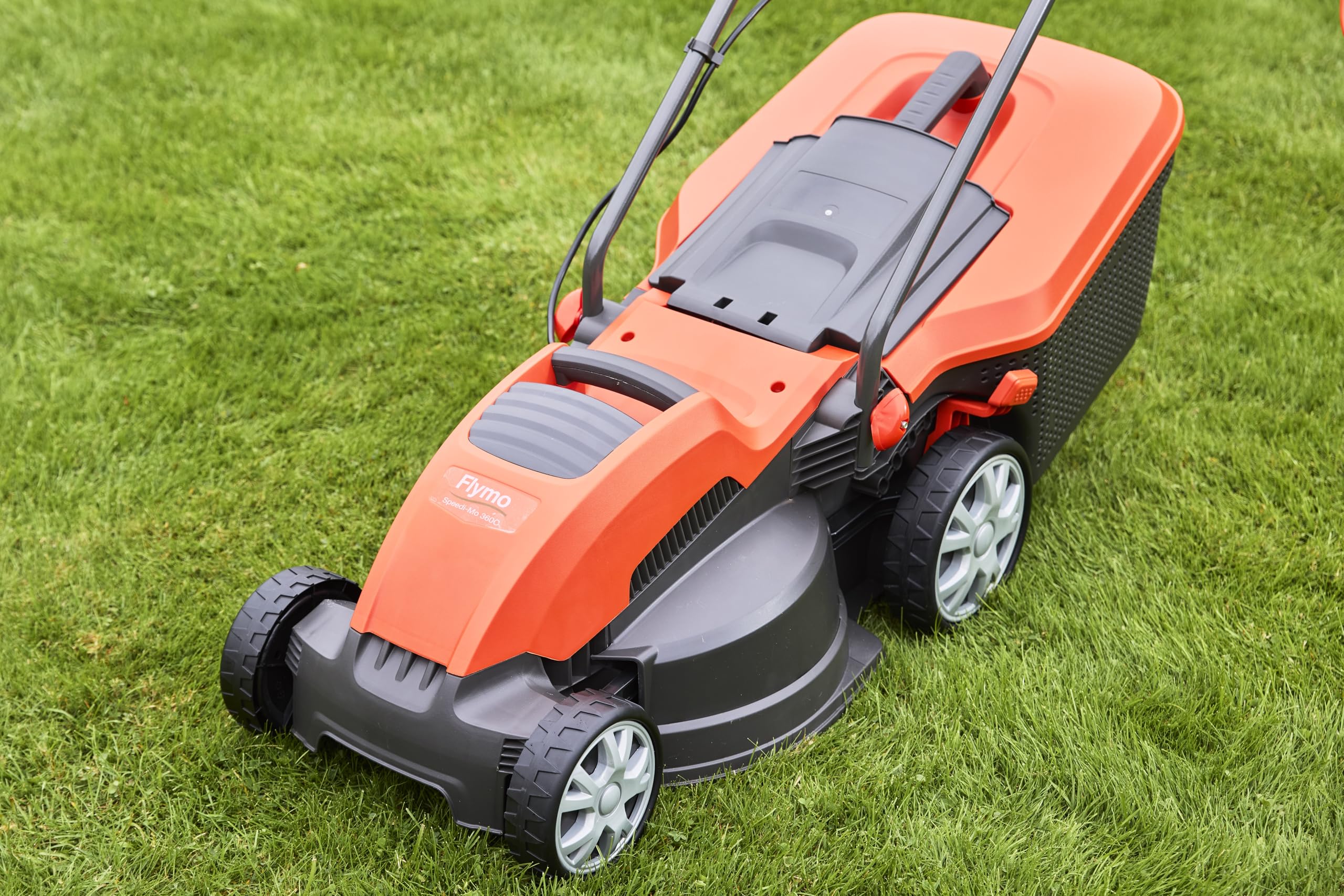 Flymo Speedi-Mo 360C Electric Wheeled Lawn Mower, 1500 W, Cutting Width 36 cm, Orange/black